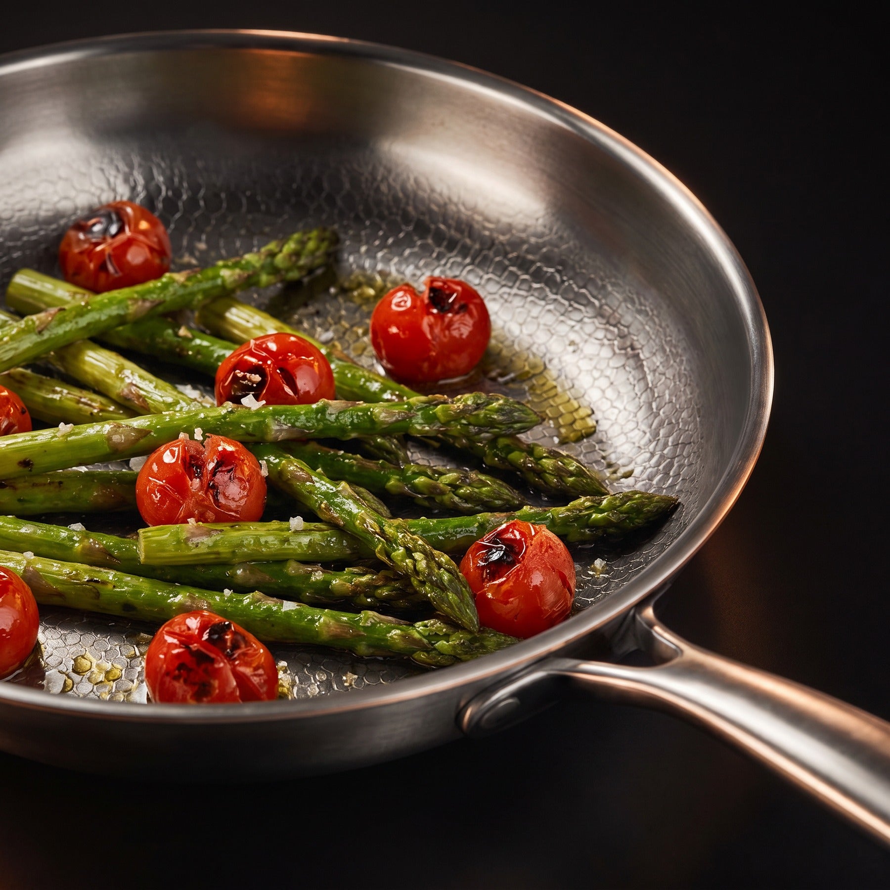 Poêle en titane pur pour une cuisson sans produits chimiques
